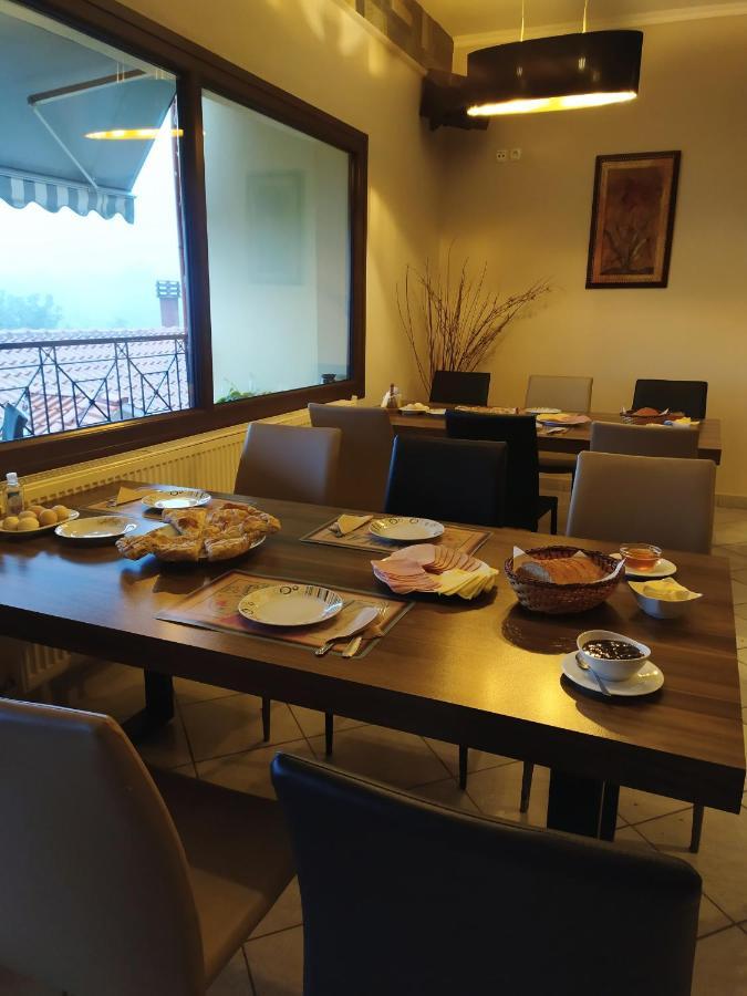 Smallhotel - Vevi Dış mekan fotoğraf