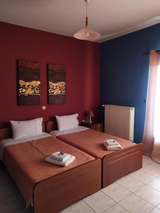 Smallhotel - Vevi Dış mekan fotoğraf