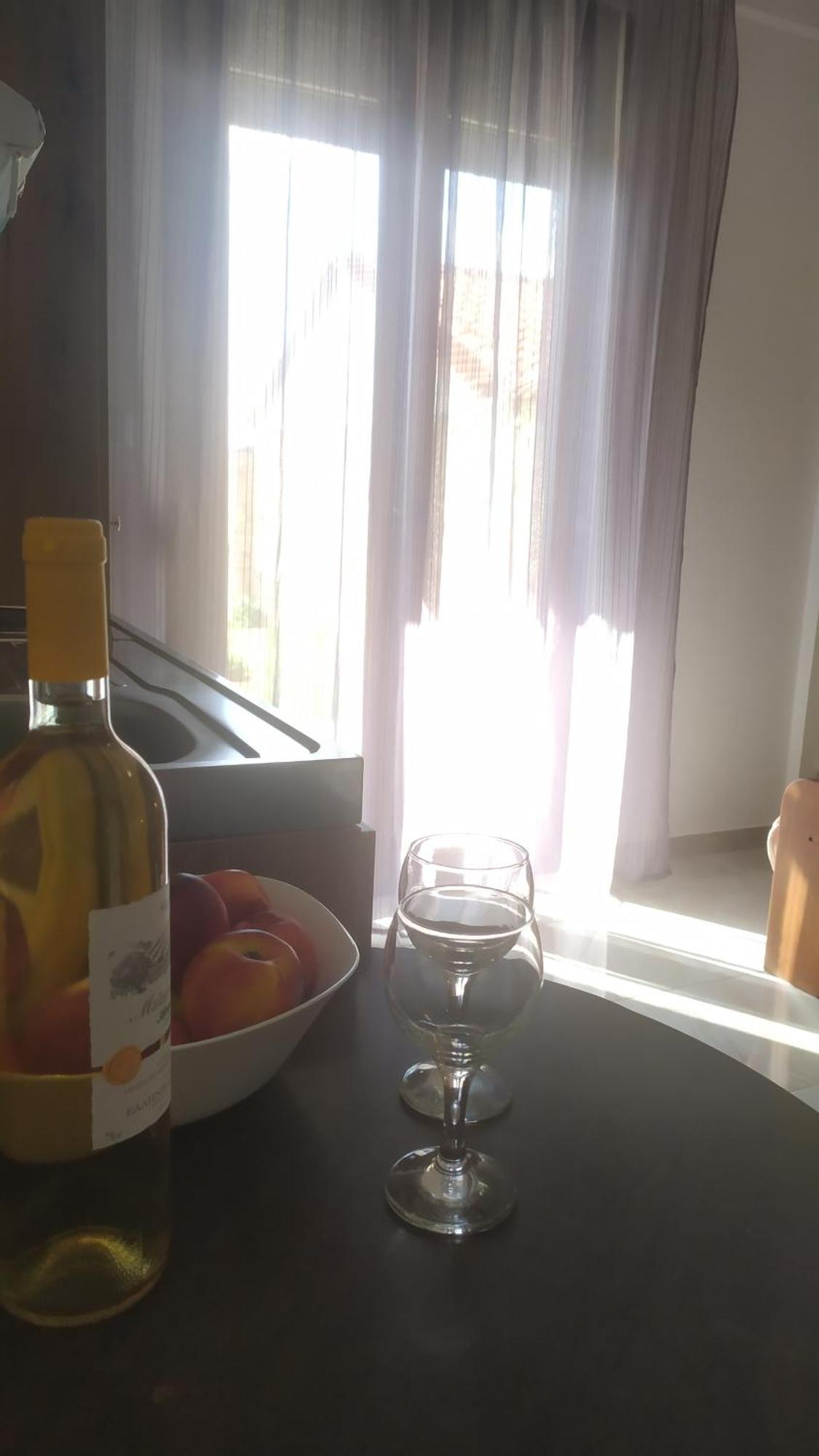 Smallhotel - Vevi Dış mekan fotoğraf